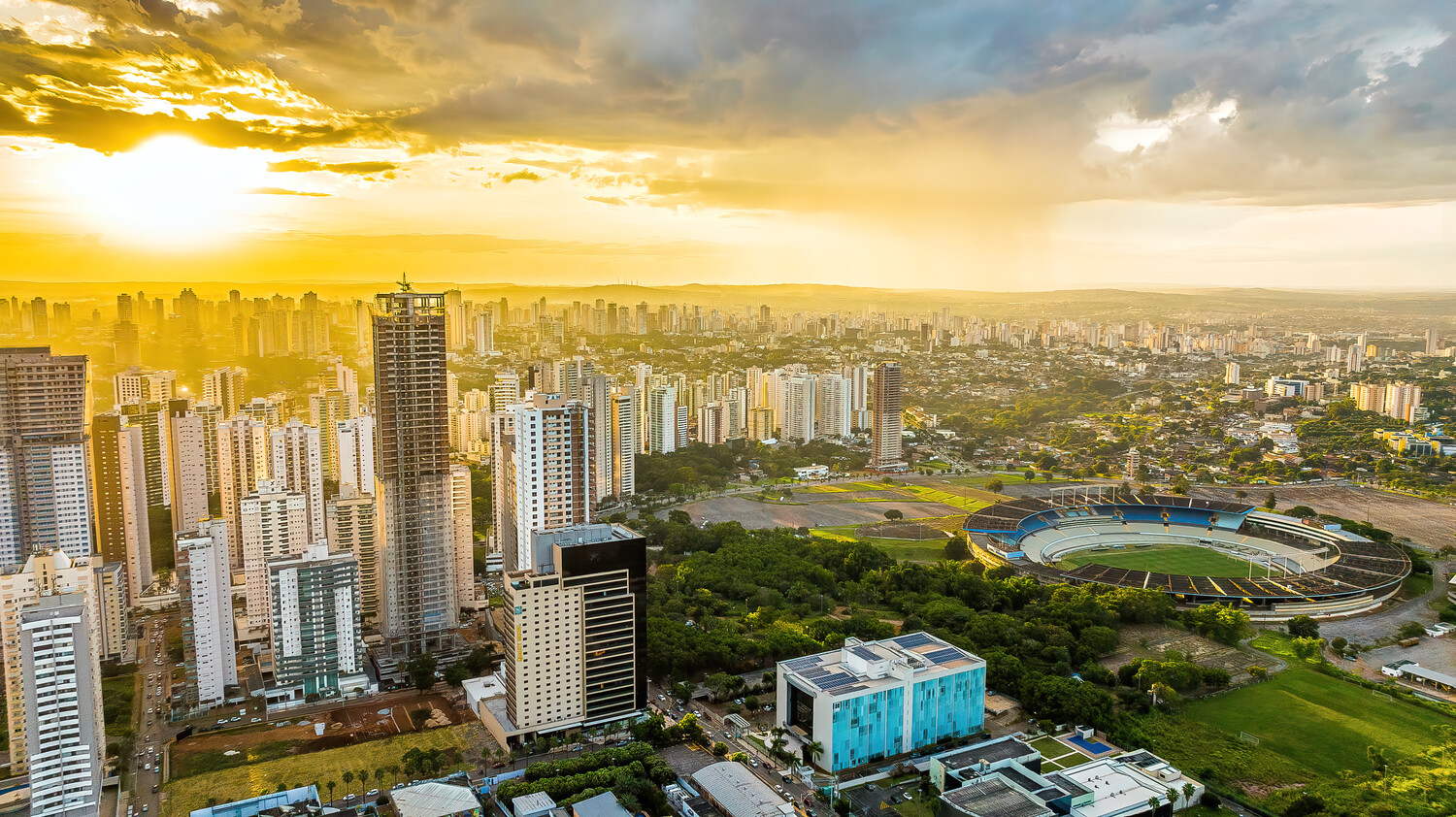Goiânia é cidade de passagem para um a cada três visitantes, aponta levantamento