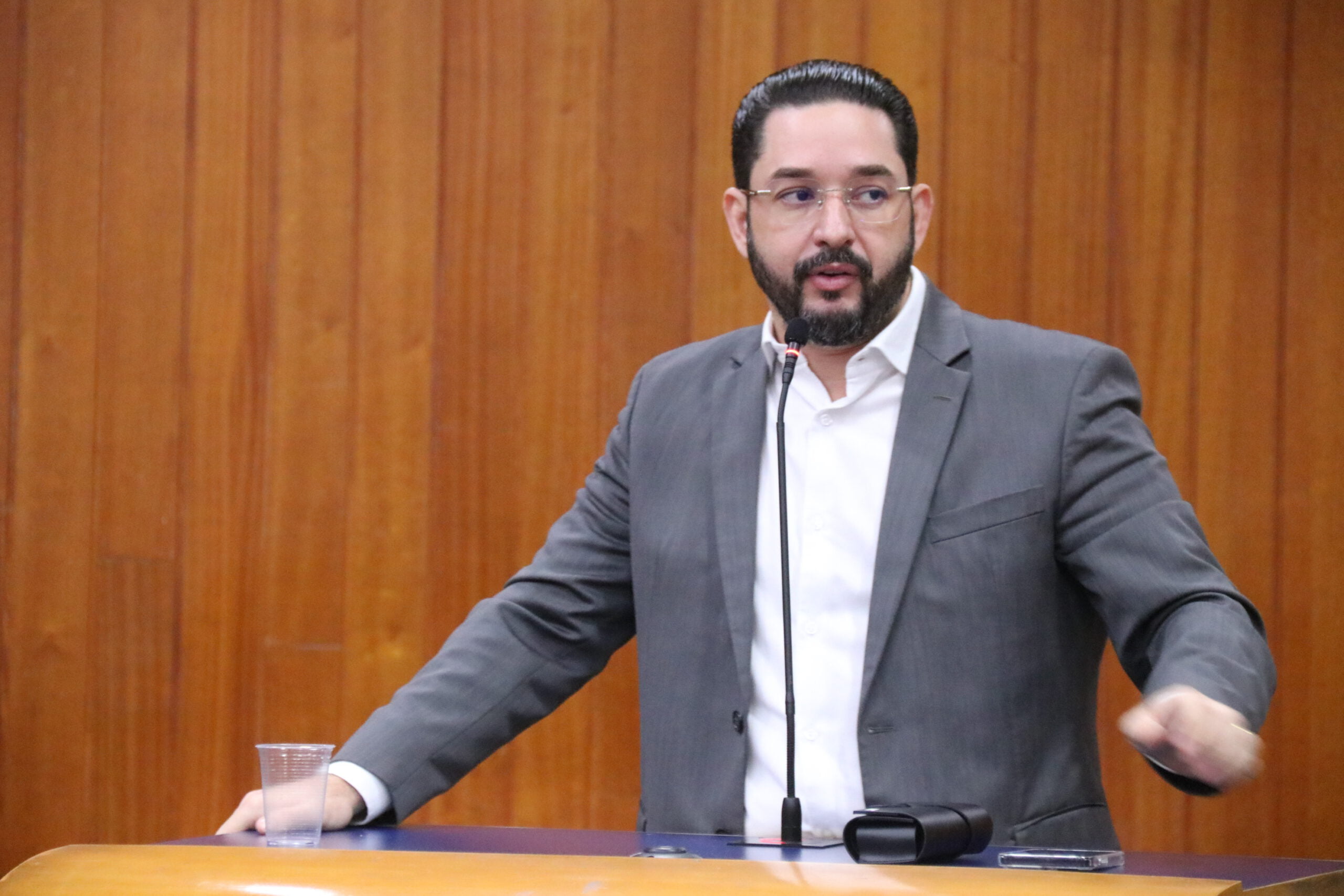 Câmara de Goiânia registra chapa única para Mesa Diretora com Thialu Guiotti