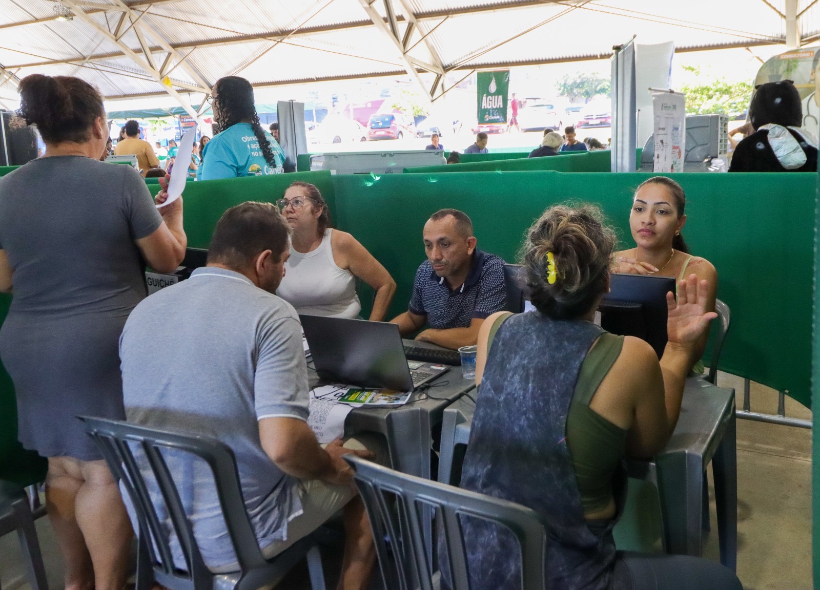 Senador Canedo realiza Avança Cidadania com emissão de Passaporte Intermunicipal, Carteira do Autista e outros serviços gratuitos
